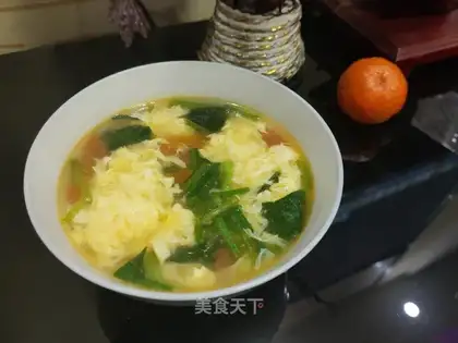 Tomato spinach egg soup