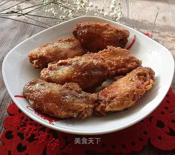 Chicken wings with shrimp sauce