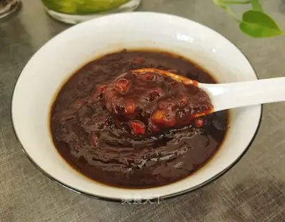 Meat clot mushroom sauce