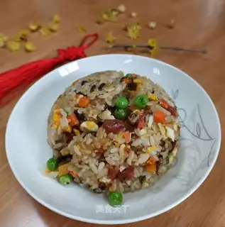 Five-colored rice