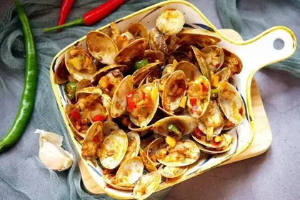 Spicy clams