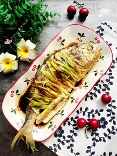 Vacuated yellowfish