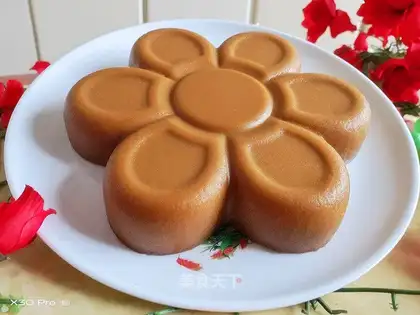 Plum cakes
