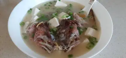 Fish tofu soup