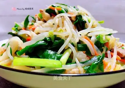 The green bean sprouts, the carrots, the meat
