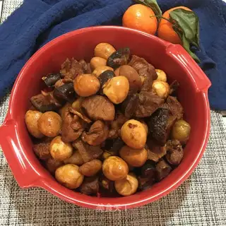 Cricket egg mushroom pork