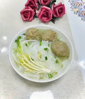 Beefball soup