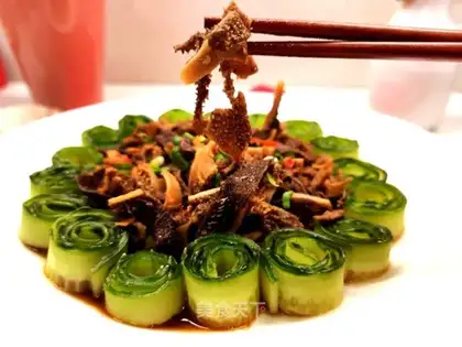 Bean sauce, fragrance leaves