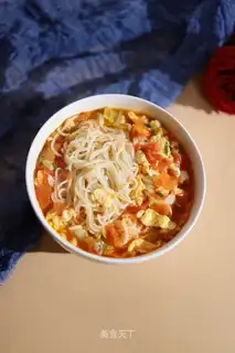 Tomato egg noodles