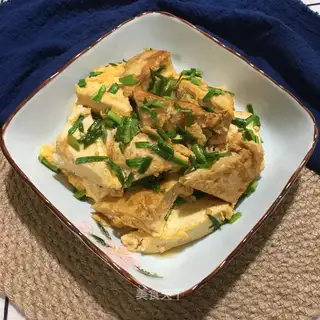 Garlic eggs and tofu