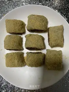 Donkey rolls