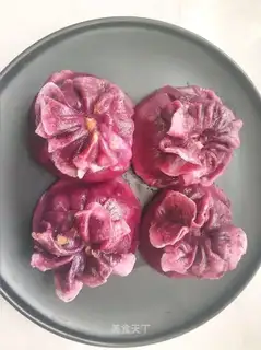 A bouquet of potatoes