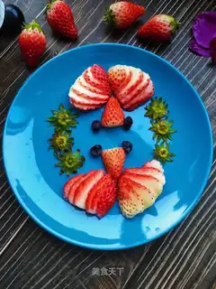 Goldfish strawberries