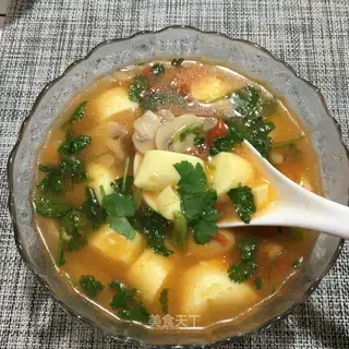 Mushroom tofu soup