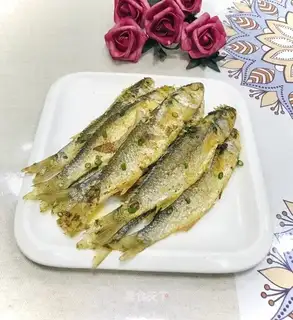 Fried mackerel