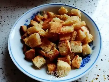 Garlic bread dry