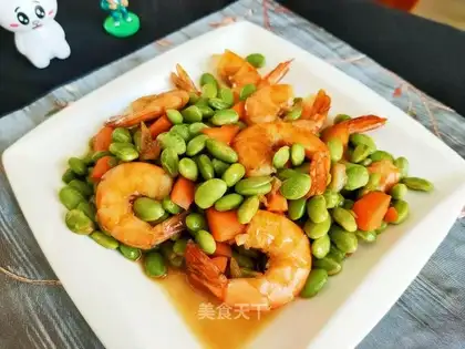 Shrimp burns beans