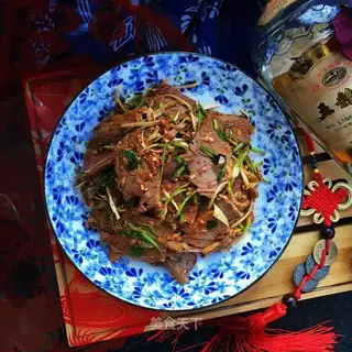 Red oil and donkey meat