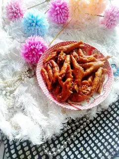 Chicken claws