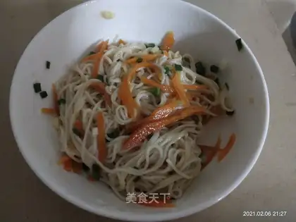 Homemade cold noodles