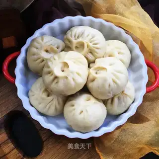 A radish onion