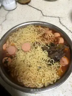 Sausage ham ramen