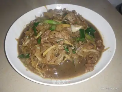 Beef with radish