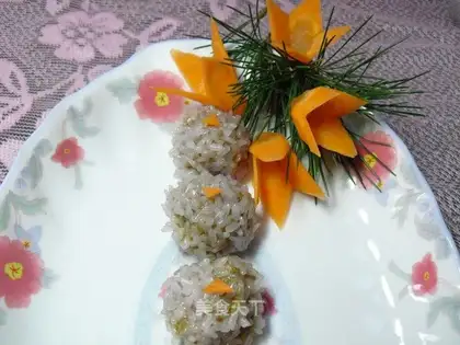 glutinous rice meatballs