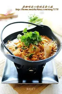 Korean Fat Beef and Radish Pot