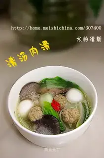 Clear soup and smooth meat
