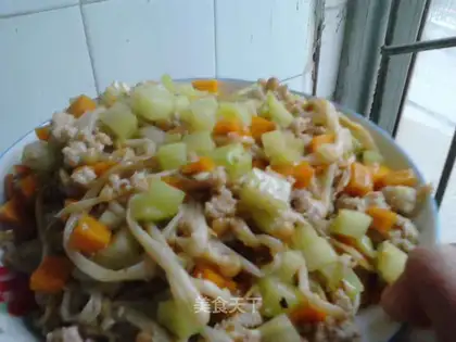 diced pork with golden needle