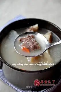 Stewed oxtail soup