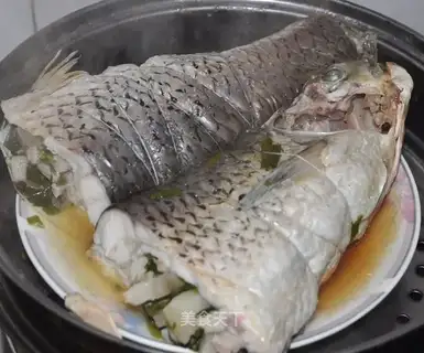 straw fish