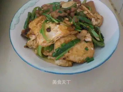 Pork fried tofu