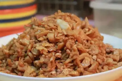 stir-fried dried radish with minced meat