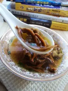 Cordyceps sinensis minced meat soup
