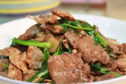 stir-fried pork