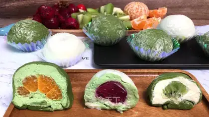Good for fruit and butter