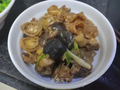 Powders and mushrooms
