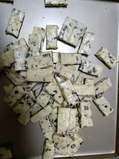 Cow Rolling Sugar