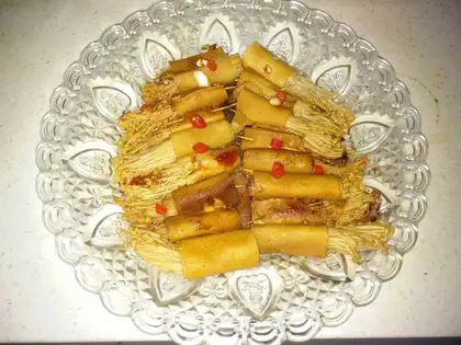 Golden mushrooms and bean rolls