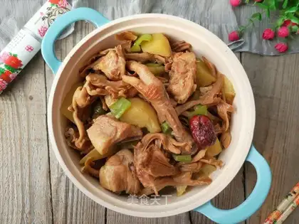 Chestnut potato chicken