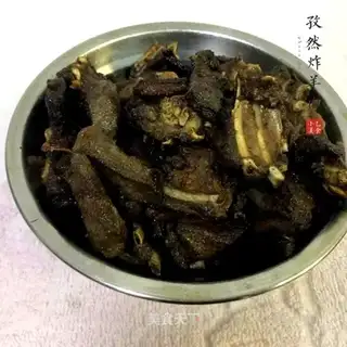 ♪ Rushing lamb chops ♪