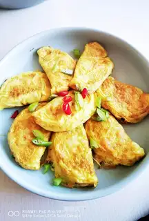 Gold egg dumplings