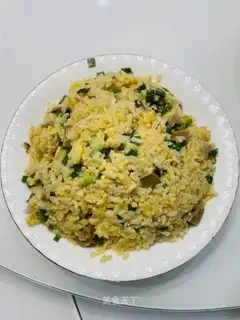 Abalone onion egg fried rice