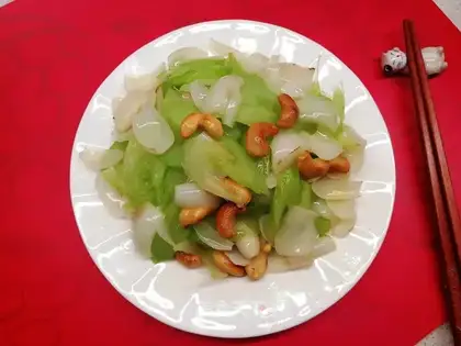 Celery lilies for cashew nuts