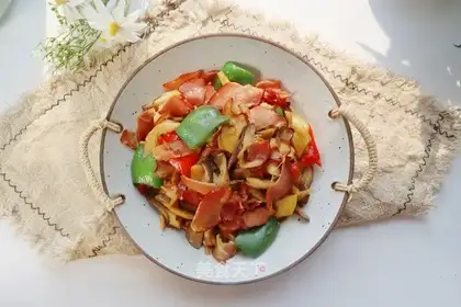 Two pepper mushrooms for pork