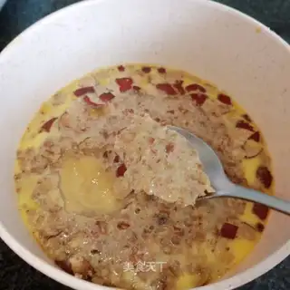 Nuts steamed eggs