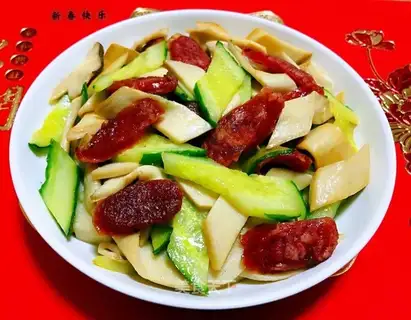 Weenie cucumber fried abalone