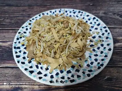 Tofu-skin sprouts